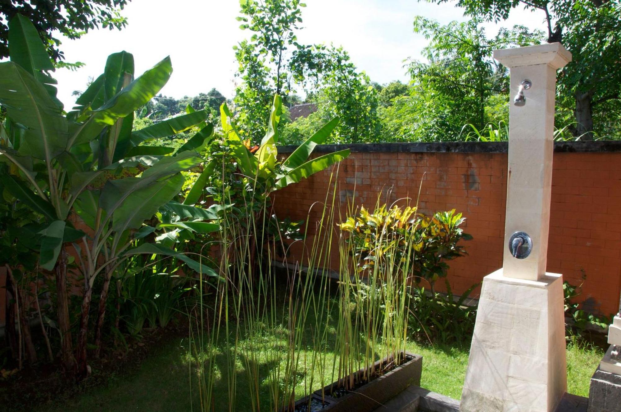 Villa Bali Pondok Jepang Lovina Екстериор снимка