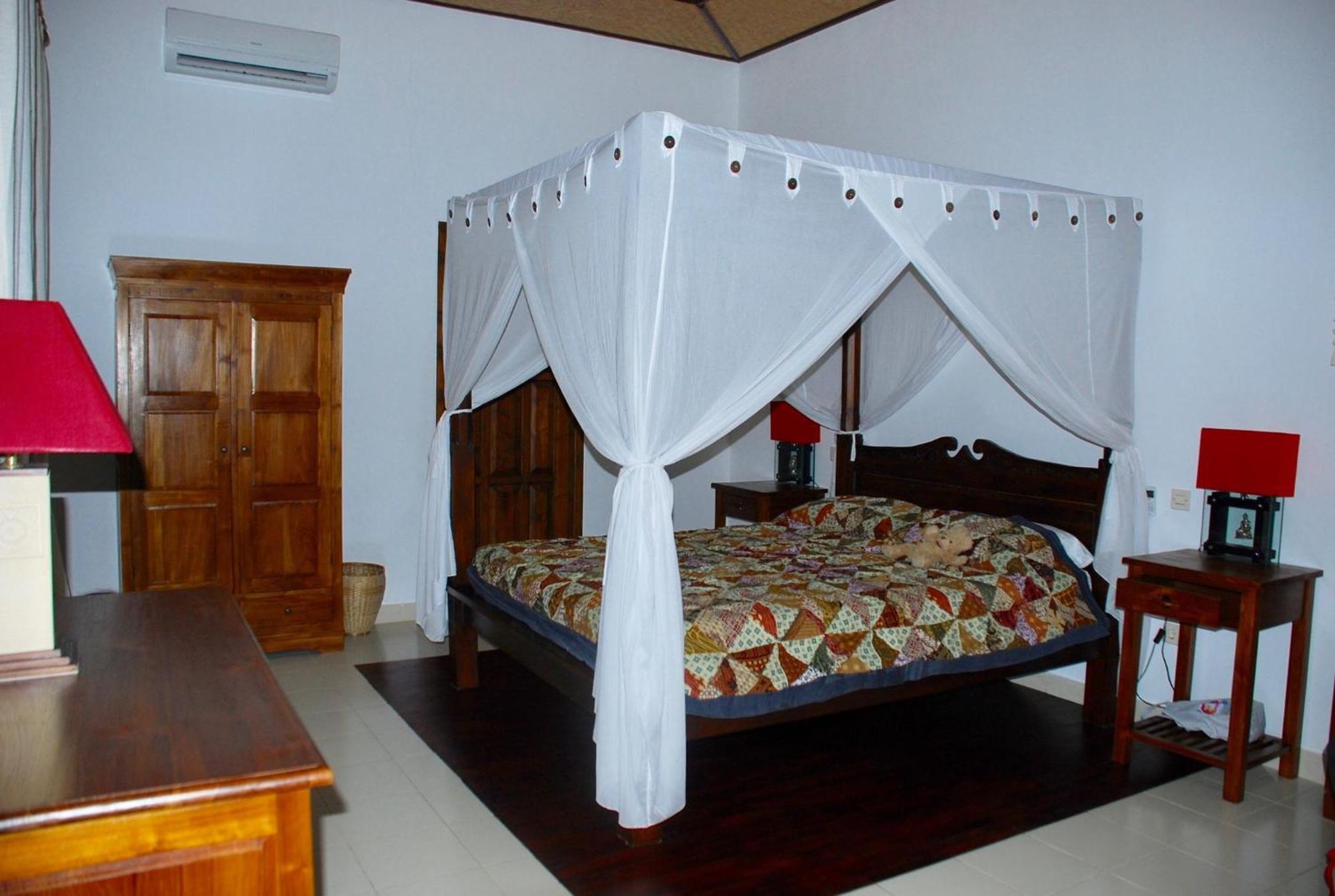 Villa Bali Pondok Jepang Lovina Екстериор снимка