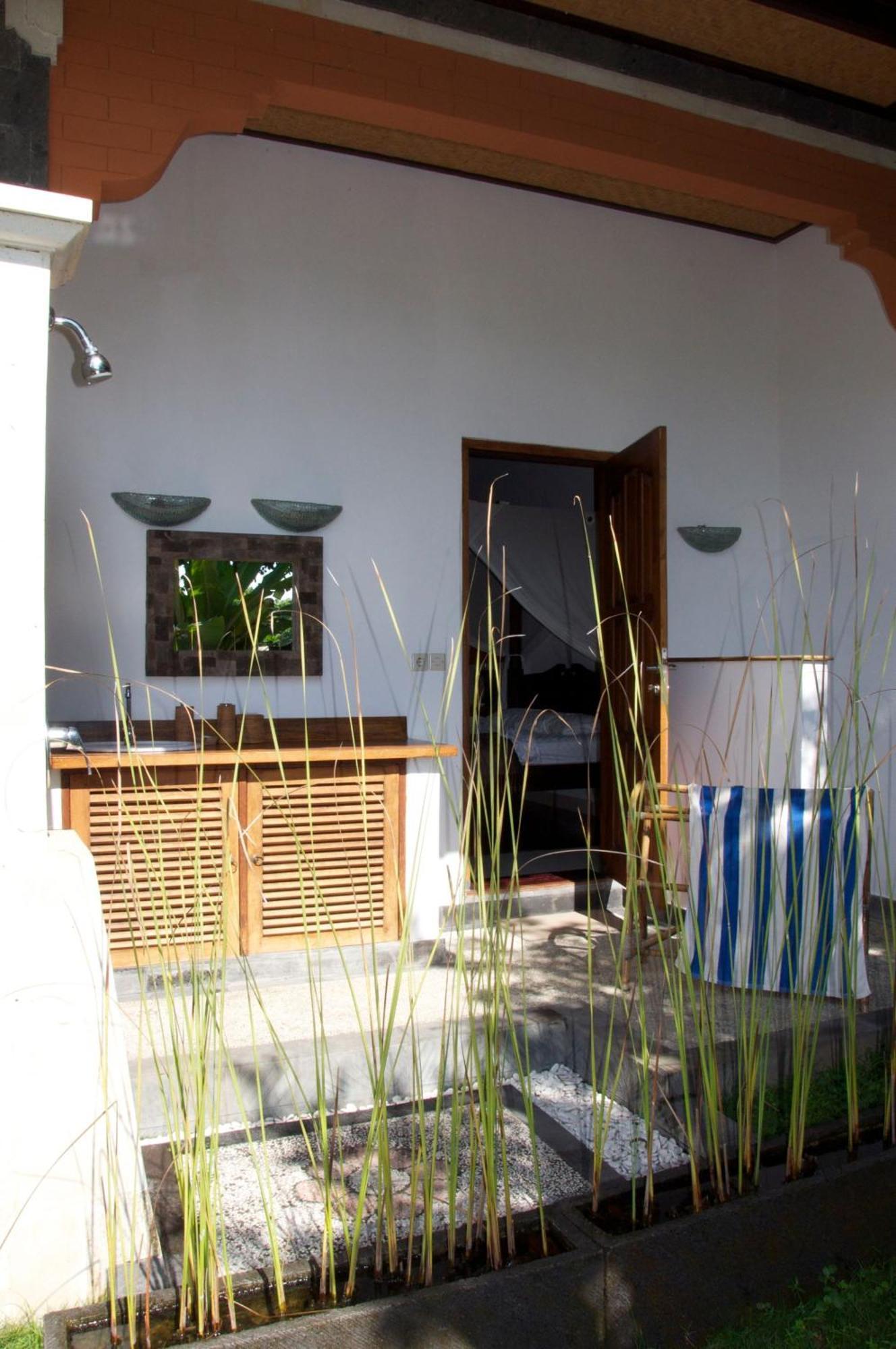 Villa Bali Pondok Jepang Lovina Екстериор снимка